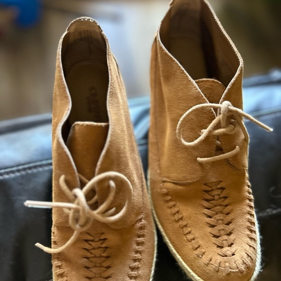 Crown Vintage Women’s Mara Hidden Wedge Tan Leather Moccasin Booties - Size 8 - Picture 9 of 11